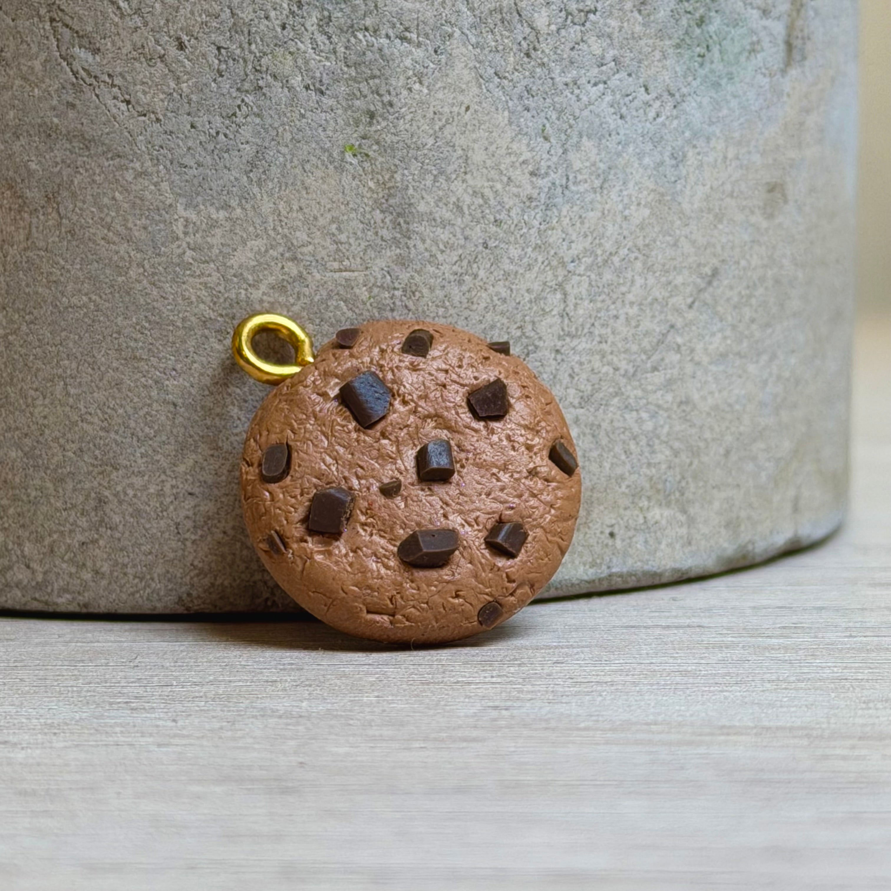 Chocolate chip cookie charm