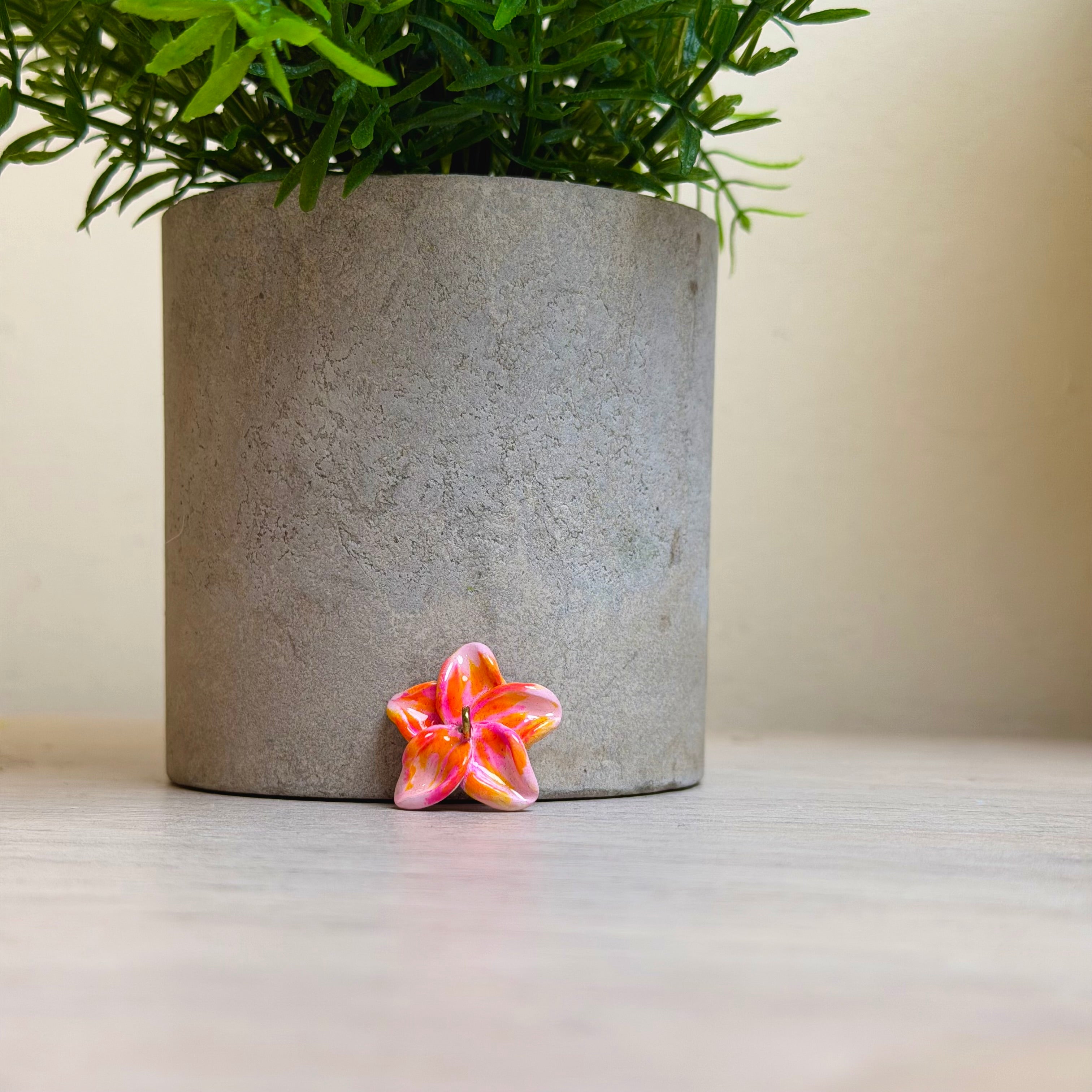 Beach flower charm